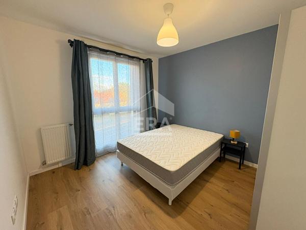 Coup de coeur ? 2 pièces récent avec balcon au bord du lac de Villaroy (Guyancourt)