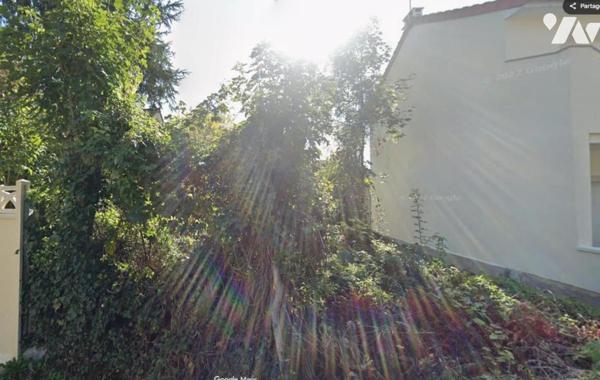 Terrain à bâtir d'une superficie de 578 m² (source du cadastre)