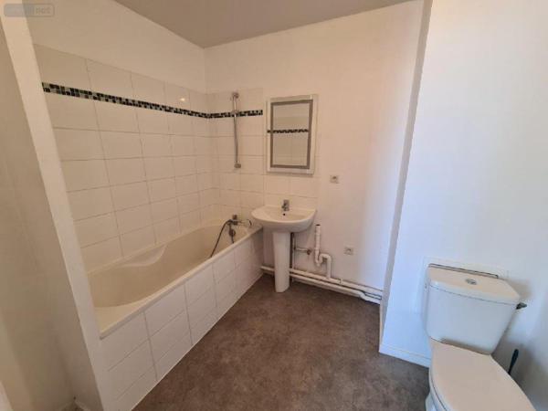 Appartement à vendre à Wattrelos dans le Nord (59150), ref : S5382*