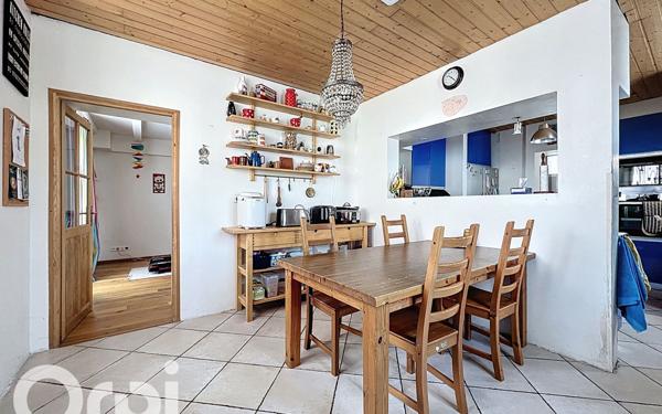 Maison à vendre    10 pièces • 290 m2 Saint-Jean-de-Gonville