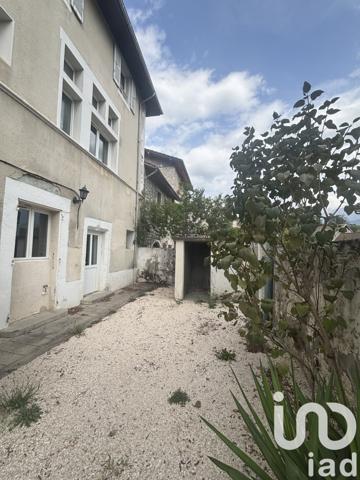 House for sale 5 rooms 112 m² Saint-Nazaire-les-Eymes