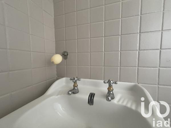 House for sale 5 rooms 112 m² Saint-Nazaire-les-Eymes