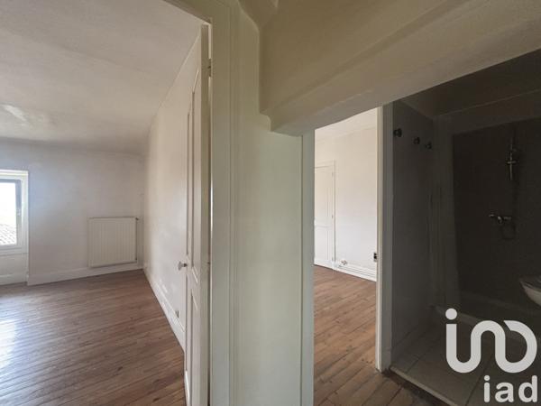 House for sale 5 rooms 112 m² Saint-Nazaire-les-Eymes