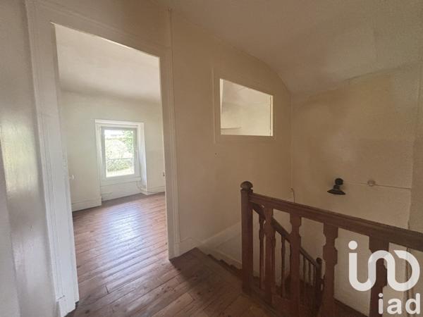 House for sale 5 rooms 112 m² Saint-Nazaire-les-Eymes