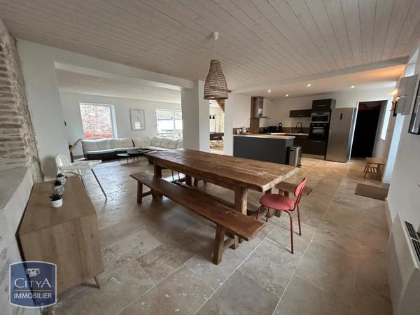 Maison à louer 5 pièces 140.5m²