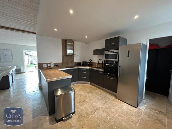 Maison à louer 5 pièces 140.5m²