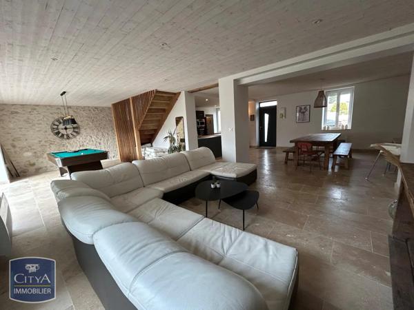 Maison à louer 5 pièces 140.5m²