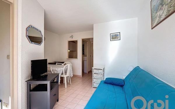 Appartement à vendre    1 pièce •  Fréjus