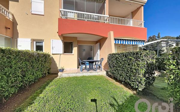 Appartement à vendre    1 pièce •  Fréjus