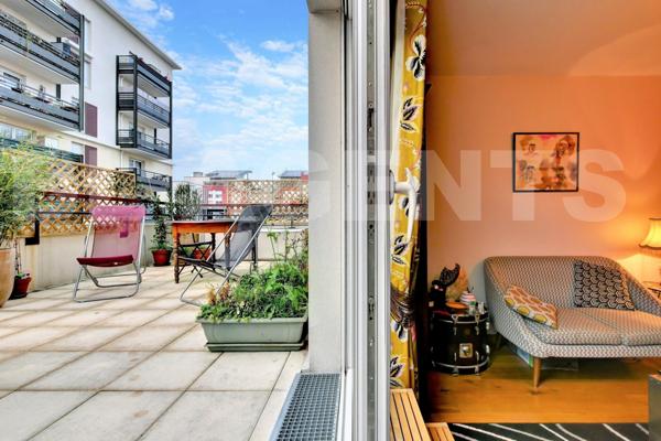 Appartement 3 pièces, 2 chambres de 57m² avec terrasse 24m² et parking