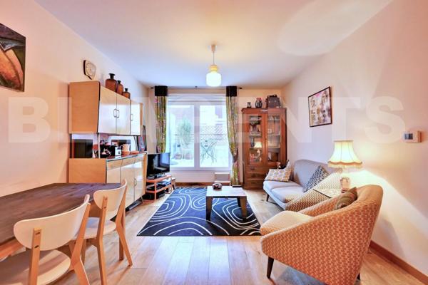 Appartement 3 pièces, 2 chambres de 57m² avec terrasse 24m² et parking