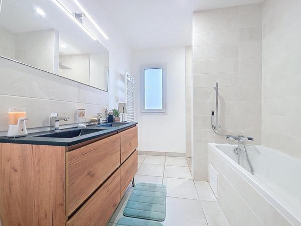 Maison à LA POITEVINIERE, 49510 - 5 pièces 89m²