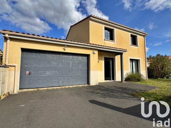 Maison à vendre 6 pièces 156 m² Aigrefeuille-sur-Maine
