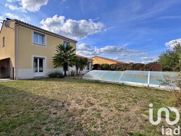 Maison à vendre 6 pièces 156 m² Aigrefeuille-sur-Maine