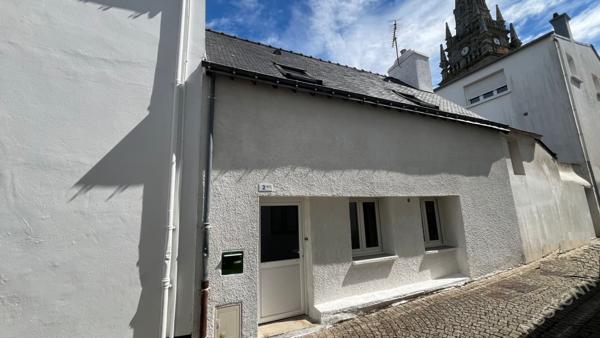 Charmante maison au coeur de Pluvigner ? Tout a pied, calme garanti !