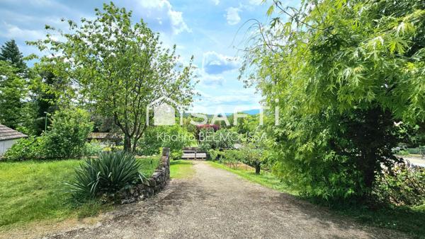 maison d environ 100 m2 à proche de toutes commodités à pieds