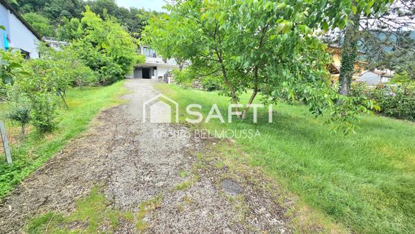 maison d environ 100 m2 à proche de toutes commodités à pieds