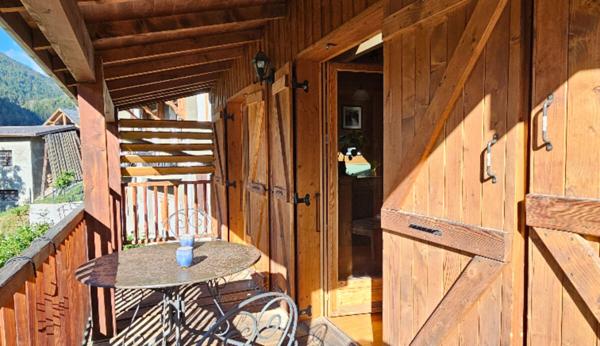 Maison 5 pièces de 136 m2 - LES BELLEVILLE , Les belleville