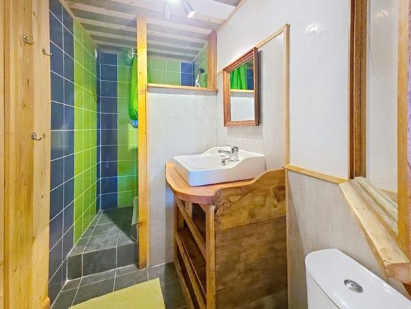 Maison 5 pièces de 136 m2 - LES BELLEVILLE , Les belleville