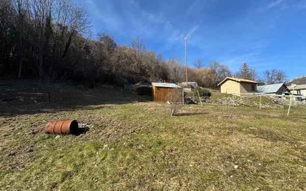 Maison à vendre    3 pièces • 93 m2 Esparron