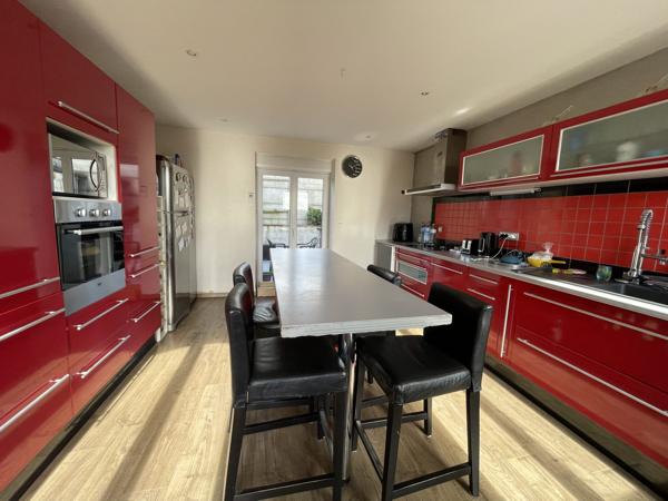 CHARMANTE MAISON 4 CHAMBRES 184M²