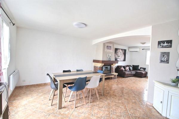 Marignane, Maison Type 4 d'environ 88 m² sur une parcelle de 260 m² + grand garage