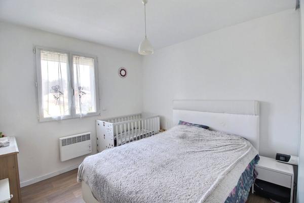 Marignane, Maison Type 4 d'environ 88 m² sur une parcelle de 260 m² + grand garage