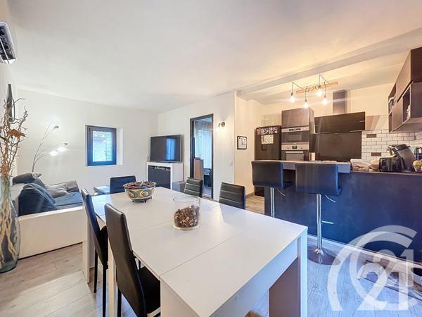 Appartement à vendre  2 pièces - 46,40 m2 MAUBEC - 84