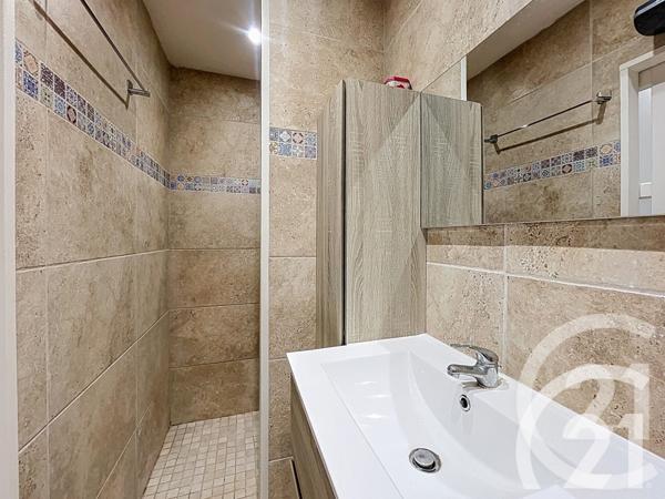 Appartement à vendre  2 pièces - 46,40 m2 MAUBEC - 84