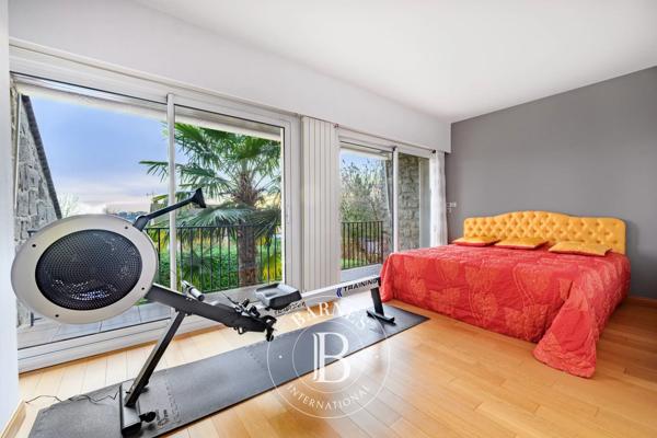Santeny, Maison 5 Chambres -  248 m² à vendre