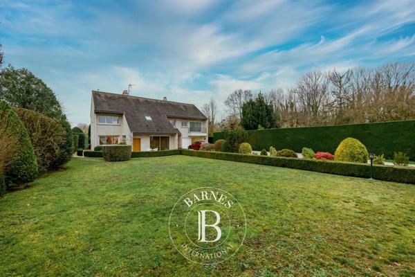 Santeny, Maison 5 Chambres -  248 m² à vendre