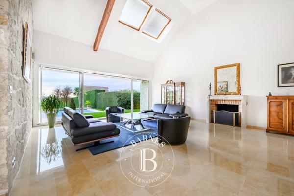 Santeny, Maison 5 Chambres -  248 m² à vendre