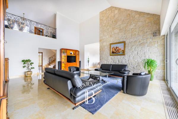 Santeny, Maison 5 Chambres -  248 m² à vendre