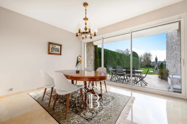 Santeny, Maison 5 Chambres -  248 m² à vendre