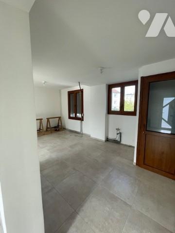 MAISON MITOYENNE D'UN COTE