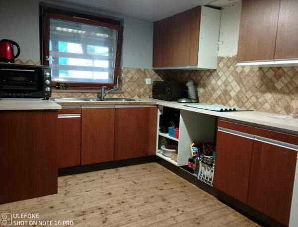 Maison de 83,17 m² habitables sur 2 niveaux avec un petit jardin 139 728 €