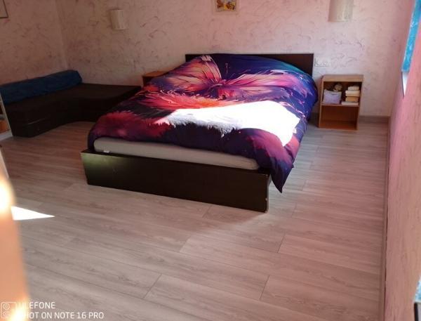 Maison de 83,17 m² habitables sur 2 niveaux avec un petit jardin 139 728 €