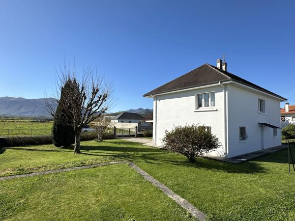 Agnos (64400) Agnos, à 5 minutes de la zone commerciale d'Oloron Sainte Marie