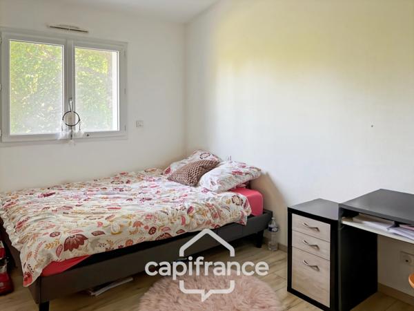 Maison récente de 4 pièces, environnement agréable, jardin, garage,carport