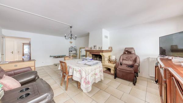 Maison Roissy En Brie 5 pièce(s) 97 m2