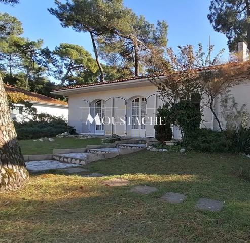 VILLA FAMILIALE BALNÉAIRE AUX BEAUX VOLUMES - A 200m DE LA PLAGE DANS CADRE BOISÉ -
