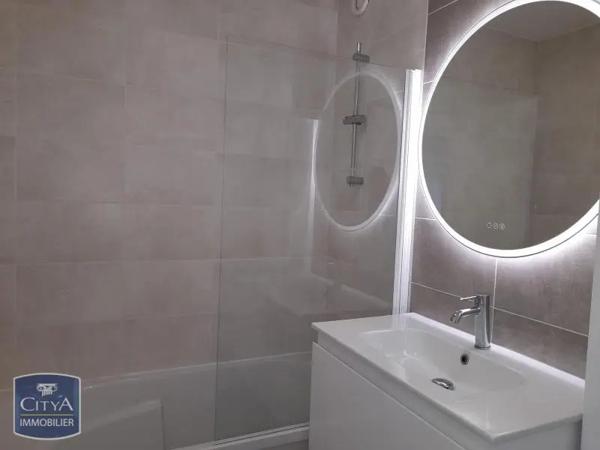 Appartement à louer 4 pièces 85.2m² Grenoble (38000)