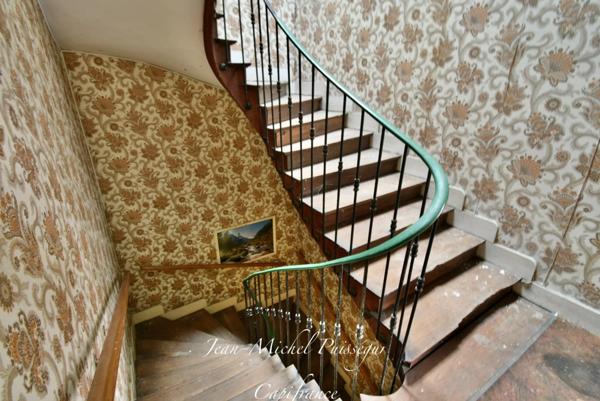 Entrepôt / Bureaux à vendre à SAINT GAUDENS (31)