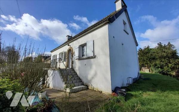 CARHAIX - MAISON 6 PIECES