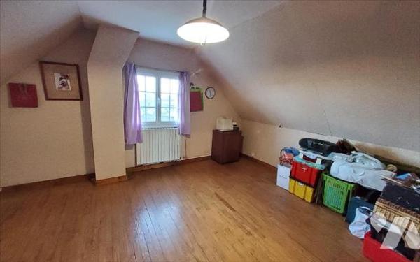 CARHAIX - MAISON 6 PIECES