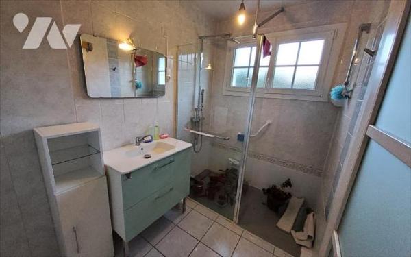 CARHAIX - MAISON 6 PIECES