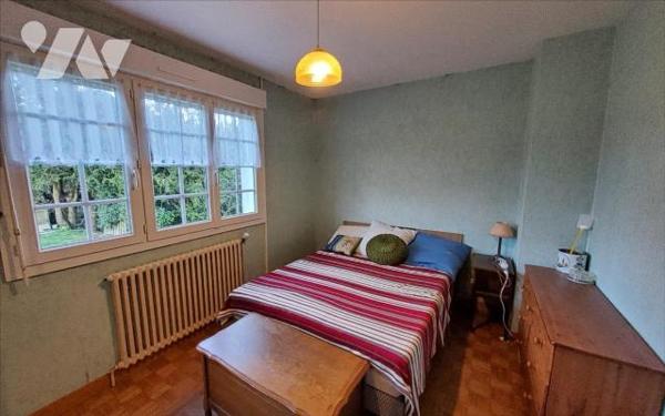 CARHAIX - MAISON 6 PIECES