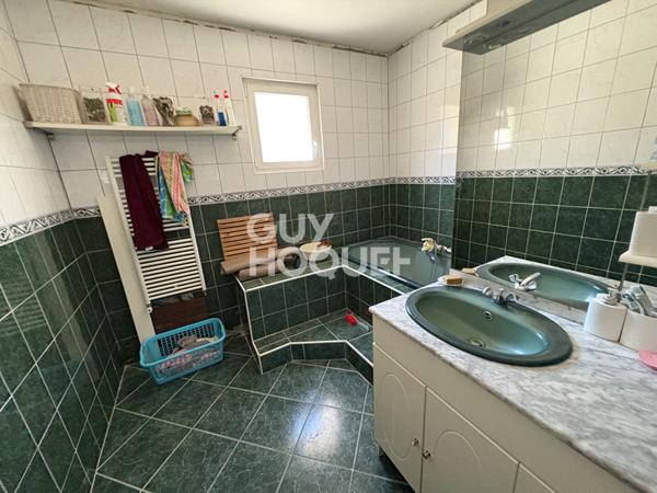 Maison à vendre à Châteaudun - 5 chambres, 140 m²