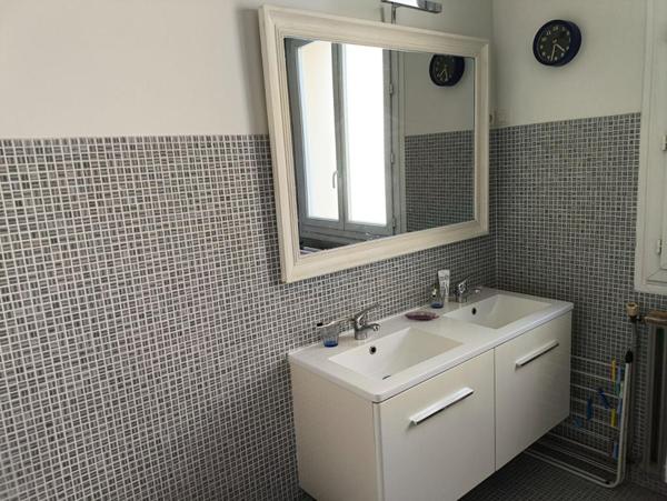 Maison centre ville avec jardin et garage