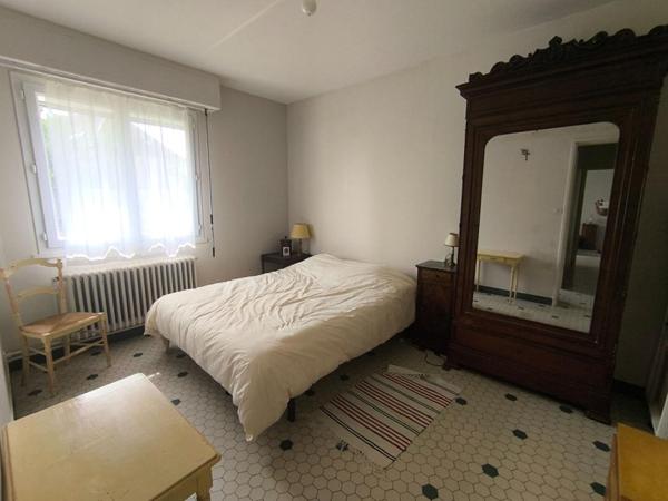 Maison centre ville avec jardin et garage